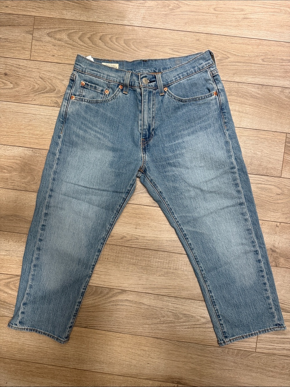 Levi’s Light Blue 505 size 28 cropped jeans